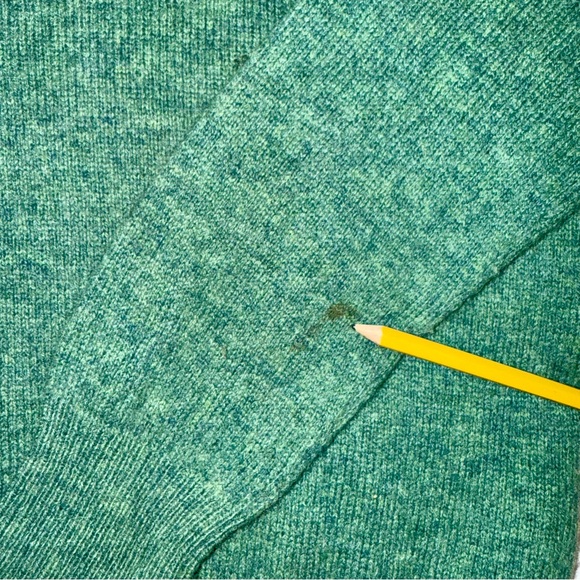 Ralph Lauren Green V-Neck Sweater - Picture 6 of 10